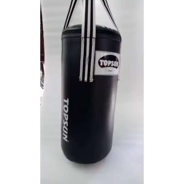 Amazon.com : Kvittra Heavy Punching Bag for Adults Youths Kids -  Indoor/Garden Boxing Bag Unfilled Boxing Bag with Chain, Ceiling Hook for  MMA, Kickboxing, Muay Thai, Karate, Taekwondo : Sports & Outdoors